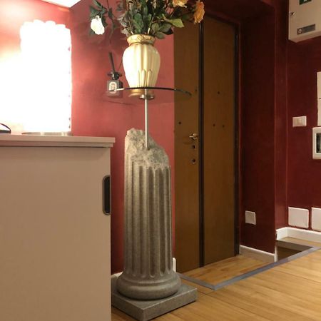 Residenza Giulia Al Colosseo Rome Extérieur photo